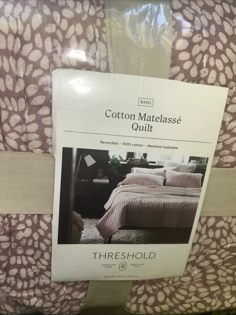 Threshold King Cotton Matelassé Swirl Quilt in Dusty Rose Pattern
